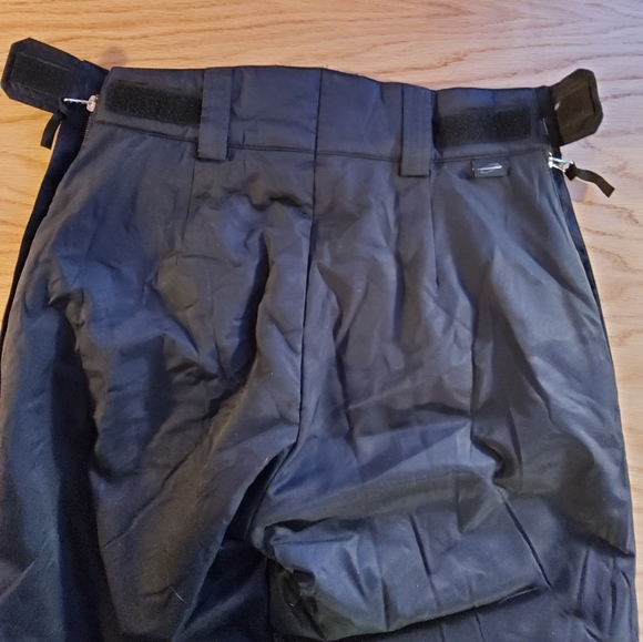 Obermeyer Snow Pants,  Size 6, NWOT - Picture 4 of 16